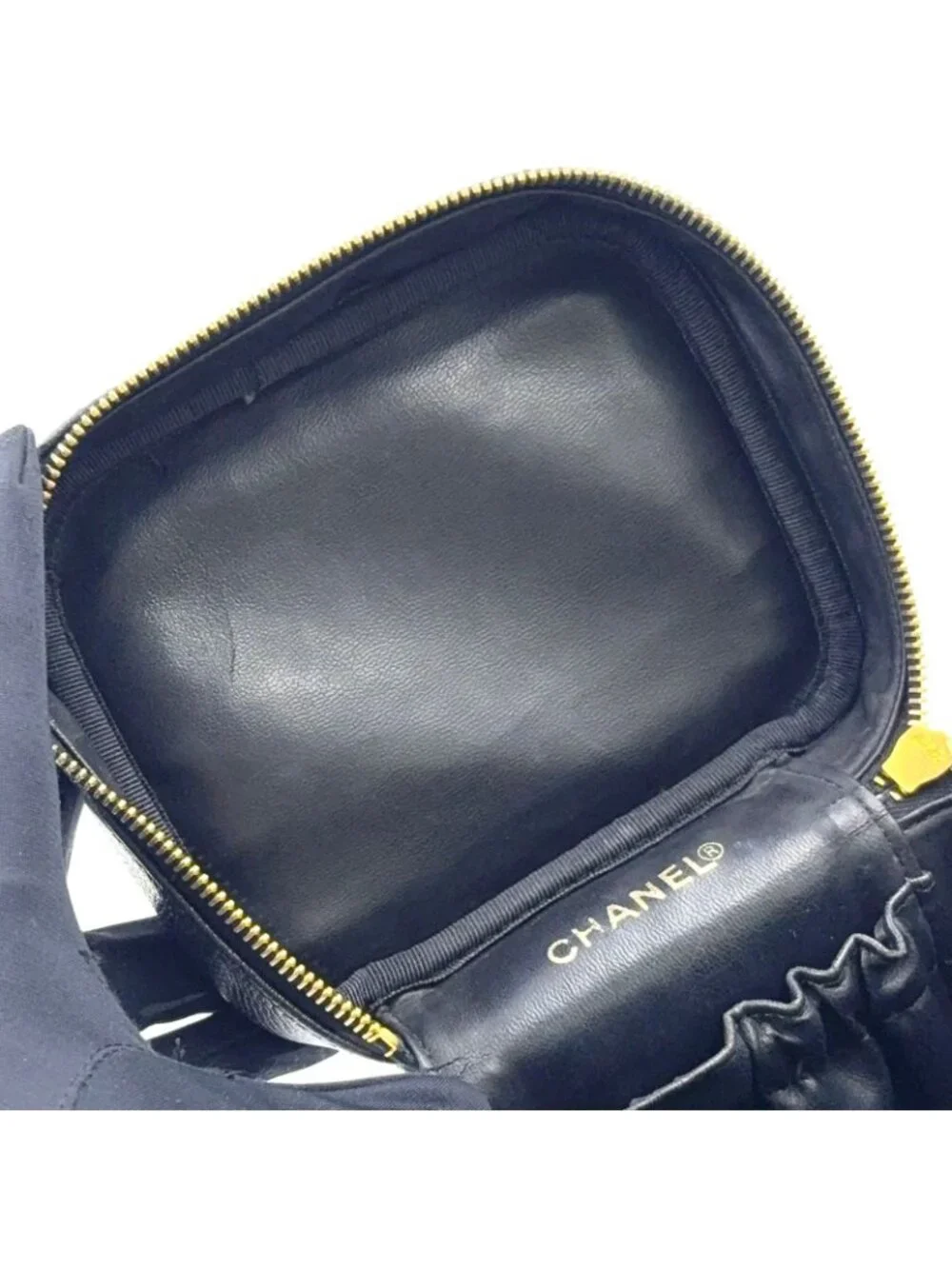 Chanel CC Logo Vanity Caviar Leather Black Pouch Gold